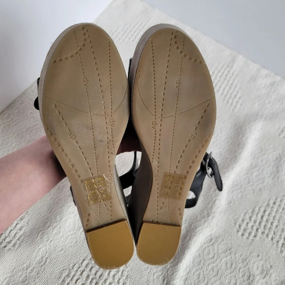 Dolce Vita Strapped Slip On Suede High Platform Sandal - Picture 5 of 9